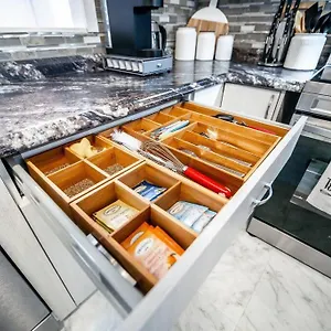 Luxury Stylish Home, Walk To Falls, Fire Pit&more Holiday home